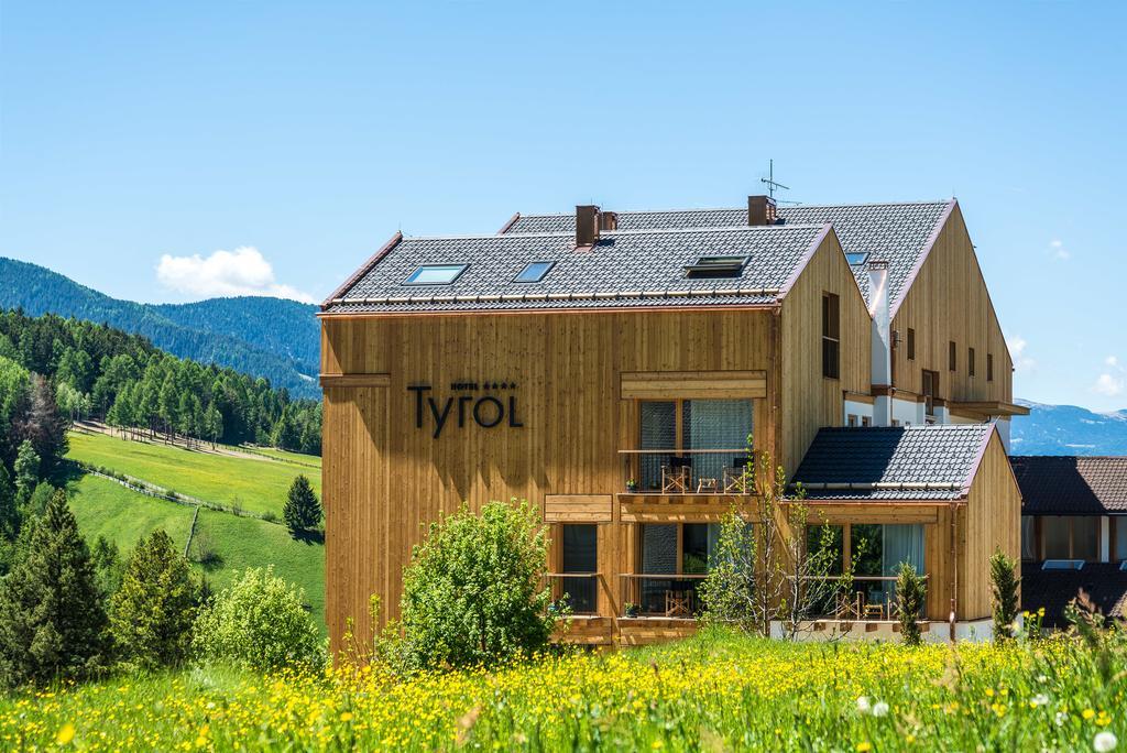 Hotel Tyrol Funes  Exterior foto